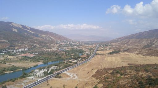 The part of E60 Hwy seen from Jvary Monastery