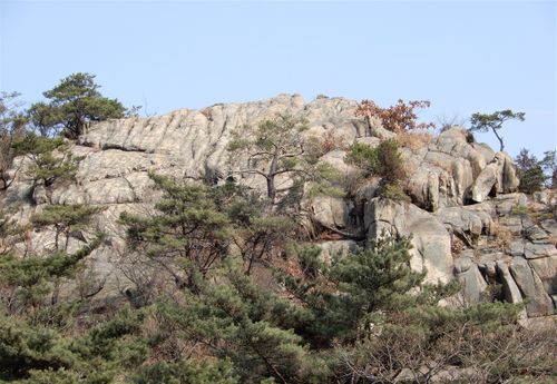 Gwanaksan Mountain granitic rocks