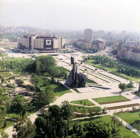 The NDK park just after its completion in 1981.  The huge monument in the foreground has been destroyed by the post-communist government.