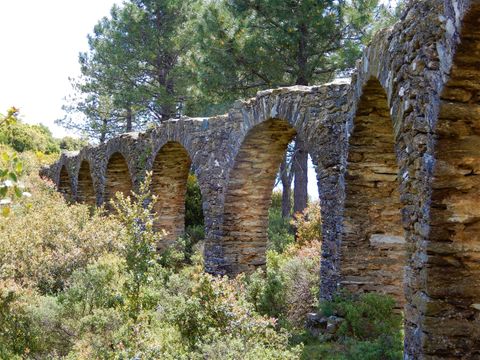 The 18th century, eight-arched aqueduct near St Eftsathios monastery.