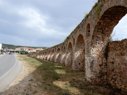 The medieval aqueduct at the southern entrance of Pylos.