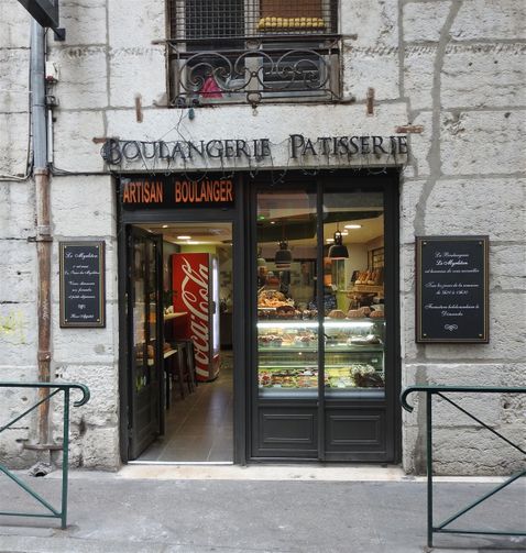 There is a boulangerie to discover in every corner and alley of Lyon.