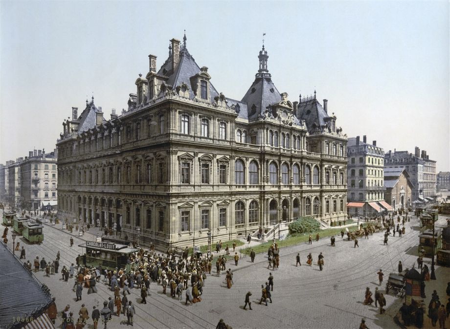 Palais de la Bourse. Late 1800s.