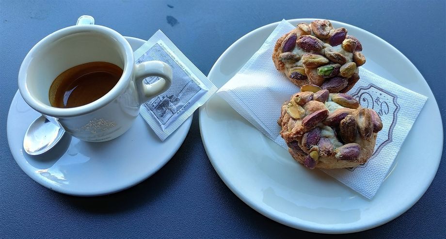 Espresso coffee and pistachio treats at Piazza Duomo, Catania - 