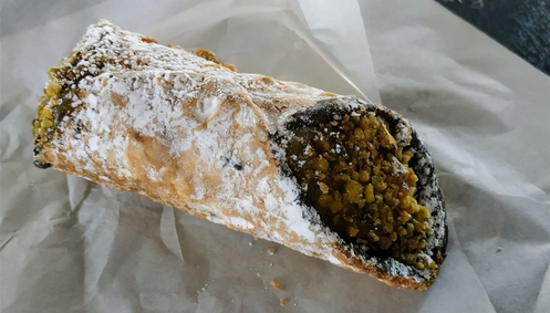 Cannolo with pistachio.