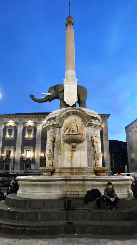 Fontana dell'Elefante.