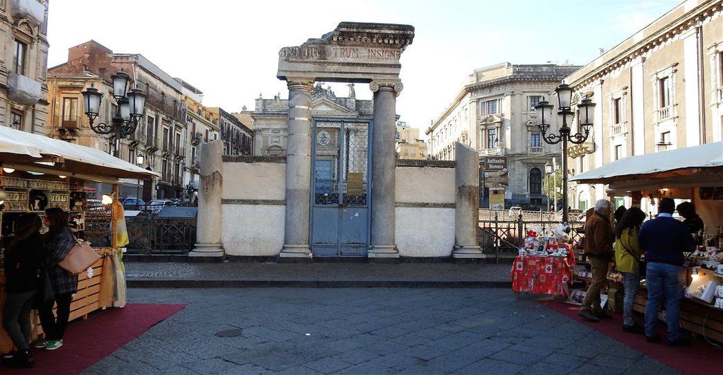 The western part of Piazza Stesicoro is dominated by the ruins of the Roman Amphitheater.