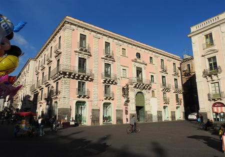 The Gioieni d'Angiò building at Piazza Università.
