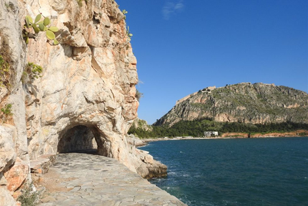 Arvanitia is a path that runs the coastline of the peninsula in the old town.