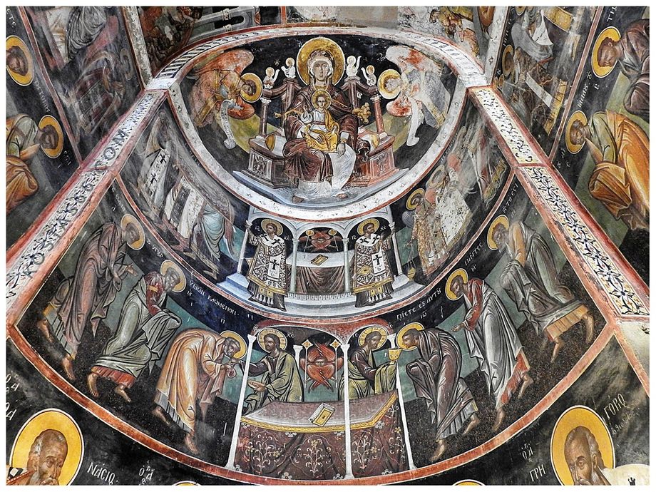 Frescos of the sanctuary apse. Platytéra (Vergin Mary) with baby Jesus is the central theme of the frescos.