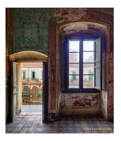Inside Monasterio di Santa Caterina D'Alessandria. View to the cloister.